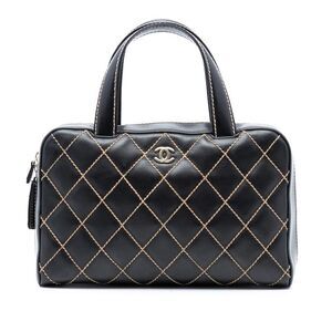 Pre Loved chanel Quilted Leather Top Handle Bag Women Black Handbags